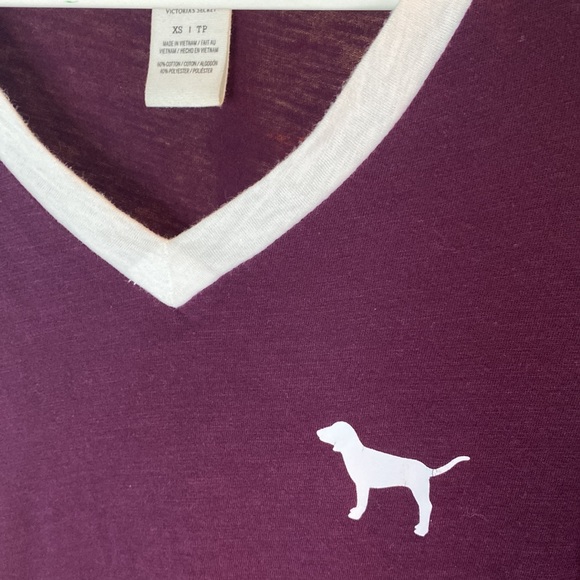 XS Pink VS V neck long sleeve shirt Maroon/ White - Picture 2 of 3